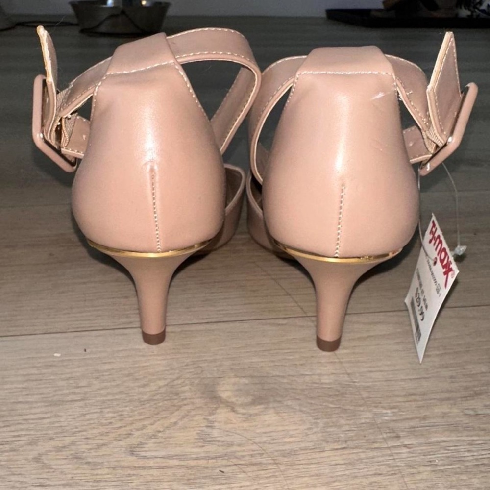 Anne Klein Nude Pointed Toe Ankle Strap Pumps Size 9 - Picture 5 of 8